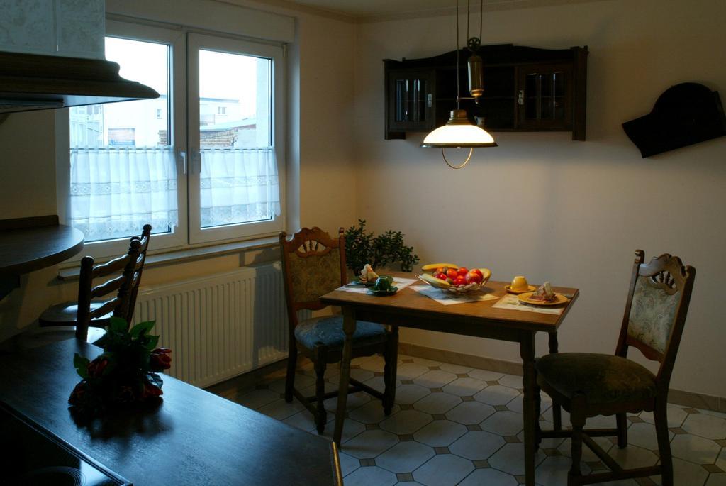 Hotel-Pension Mandy - Adults Only Senftenberg Rom bilde